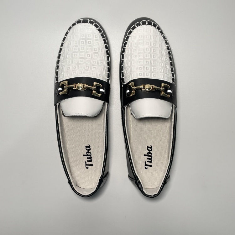 Moccasins D09