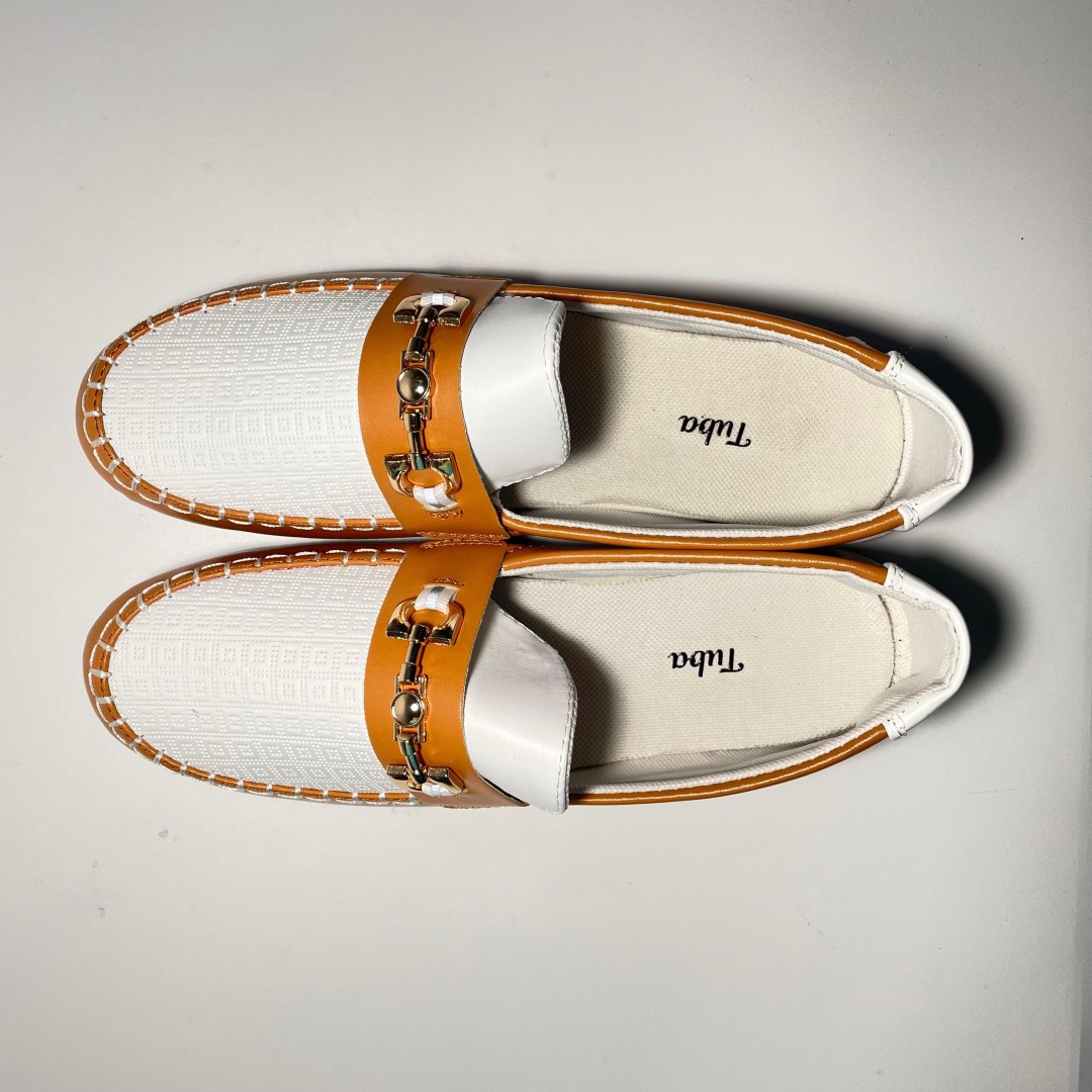 Moccasins D09